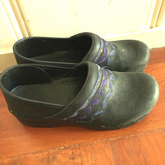 Dansko Clogs Size 40 - Picture 1 of 3